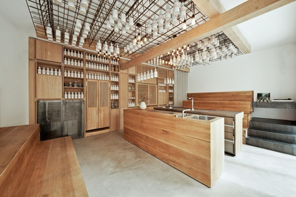 Dossier de presse | 1124-03 - Communiqué de presse | World Interiors News Annual Awards 2014 Winners Announced - World Interiors News - Concours - Winner of Bar Interiors Category<br>Gamsei by Buero Wagner  - Crédit photo : Jann Averwerser