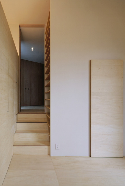 Press kit | 1118-01 - Press release | Krampon - Shogo Aratani Architect & Associates - Residential Architecture - Photo credit: Yutaka Kinumaki