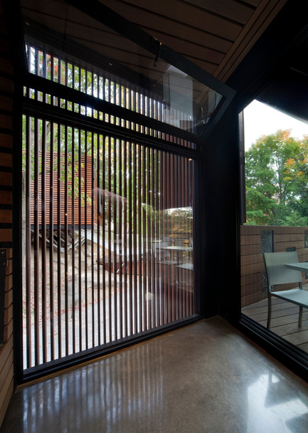 Dossier de presse | 759-08 - Communiqué de presse | Balnea : Pavillon des arbres - Blouin Tardif Architecture-Environnement - Architecture commerciale - Crédit photo : Steve Montpetit