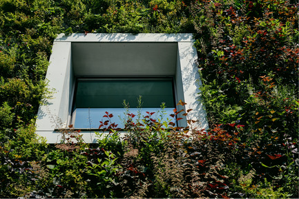 Press kit | 1139-03 - Press release | Foundation for Polish Science Headquarters - FAAB Architektura - Commercial Architecture - Window detail<br> - Photo credit: Bartłomiej Senkowski © FAAB Architektura