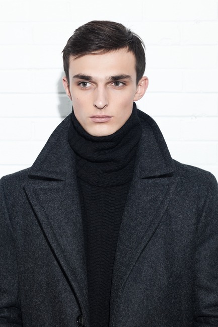 Press kit | 1107-01 - Press release | Philippe Dubuc - Fashion Designer - Philippe Dubuc - Fashion Design - Photo credit: Martin Rondeau