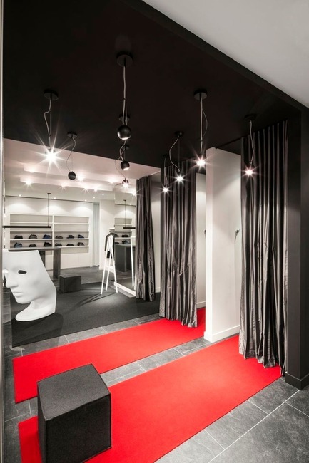 Press kit | 877-05 - Press release | Jean-Claude Poitras et Boutique 5e Avenue : Une entente de collaboration unique et exceptionnelle - Boutique 5e Avenue - Fashion Design
