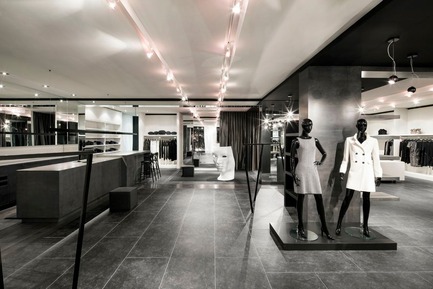 Press kit | 877-05 - Press release | Jean-Claude Poitras et Boutique 5e Avenue : Une entente de collaboration unique et exceptionnelle - Boutique 5e Avenue - Fashion Design