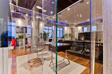 Dossier de presse | 1179-01 - Communiqué de presse | ActDesign est honoré par le prestigieux concours «International Property Awards» pour l'aménagement du loft du Vieux-Montréal - ActDesign - Design d’intérieur résidentiel - Crédit photo : Alexandre Parent / Studio Point de Vue