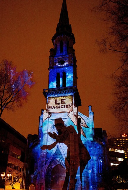 Press kit | 562-52 - Press release | Luminothérapie: interactive and digital public art illuminate winter in Montreal’s Quartier des Spectacles - Bureau du design - Ville de Montréal - Urban Design - Fascinoscope by Lüz Studio - UQAM Bell Tower - Photo credit: Cindy Boyce