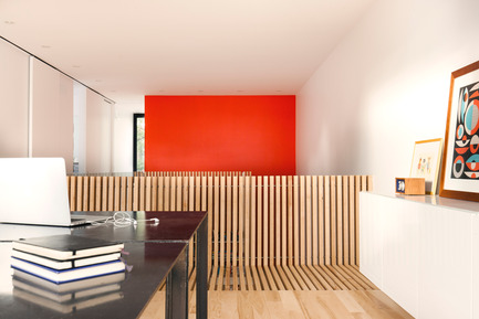 Dossier de presse | 1113-03 - Communiqué de presse | Maison de Gaspé - la SHED architecture - Architecture résidentielle - Bureau / Mezzanine - Crédit photo : Maxime Brouillet