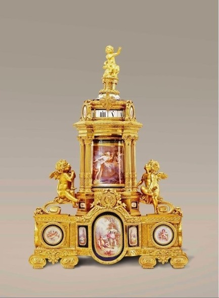 Press kit | 1604-01 - Press release | Design Days Dubai 2015 - Gallery Announcement - Design Days Dubai - Event + Exhibition - Samuel Marti, Rotary Clock, Clock, Porcelain and gilt-bronze, 90.2x61.5x28 cm - 1855 - Photo credit: Courtesy of 19th Century Antiques