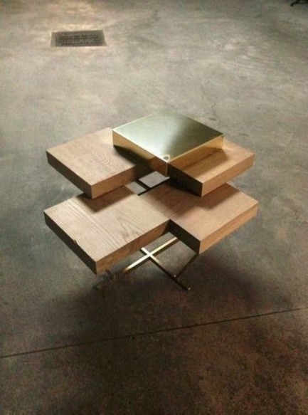 Press kit | 1604-01 - Press release | Design Days Dubai 2015 - Gallery Announcement - Design Days Dubai - Event + Exhibition - Gallery S. Bensimon, Pixel Table, Ilia Potemine, 68x62x47 cm, oak wood, brass, 2013 - Photo credit: Courtesy of Gallery S.Bensimon