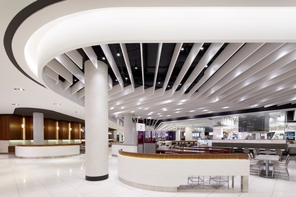 Press kit | 673-10 - Press release | GRANDS PRIX DU DESIGN Award 8th edition. And the winners are... - Agence PID - Event + Exhibition - Prix centre commercial, foire alimentaire<br><br>Rideau Centre Dining Hall<br>GH+A Design - Photo credit: Yves Lefebvre