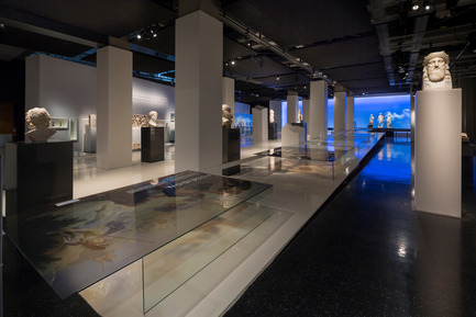Press kit | 673-10 - Press release | GRANDS PRIX DU DESIGN Award 8th edition. And the winners are... - Agence PID - Event + Exhibition -  HOTEL, AIRE COMMUNE, ESPACE RÉCRÉATIF ET EXPOSITION<br>Prix exposition<br><br>"Les Maîtres de l'Olympe", exposition au Musée de la civilisation de Québec<br>BISSON + CASTONGUAY <br>    - Photo credit: Stéphane Groleau