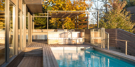 Dossier de presse | 1054-03 - Communiqué de presse | Terrasse DL: un espace de jeu, pour les grands et les petits - Martine Brisson designer d'intérieur - Architecture résidentielle - Crédit photo : Marc Cramer
