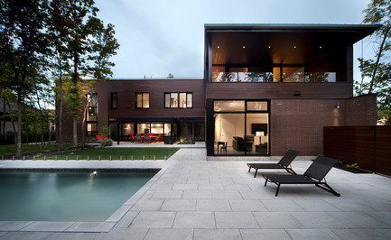 Dossier de presse | 759-10 - Communiqué de presse | La maison Véranda - Blouin Tardif Architecture-Environnement - Architecture résidentielle - Crédit photo : Steve Montpetit