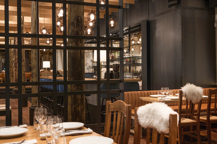 Dossier de presse | 1180-01 - Communiqué de presse | Restaurant  Ikanos - BlazysGérard - Design d’intérieur commercial - Crédit photo :  Jean Longpré 