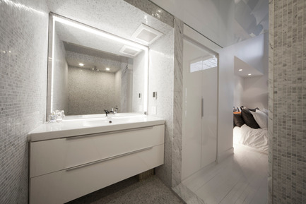 Dossier de presse | 1142-03 - Communiqué de presse | Juliette aux combles - L. McComber - Architecture résidentielle - Bathroom - Crédit photo : Steve Montpetit