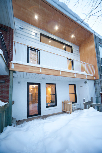 Dossier de presse | 1142-03 - Communiqué de presse | Juliette aux combles - L. McComber - Architecture résidentielle - Rear façade - Crédit photo : Steve Montpetit