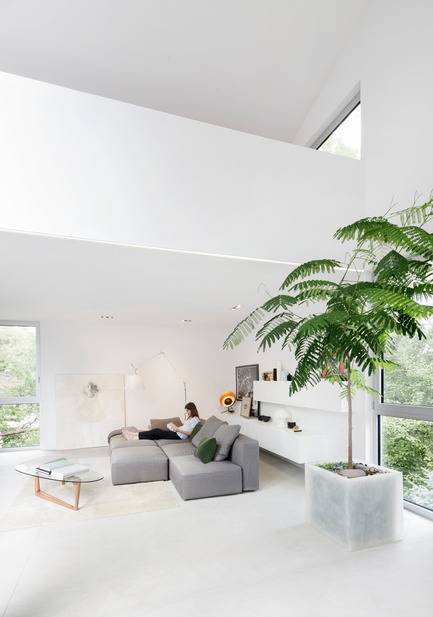 Dossier de presse | 1560-01 - Communiqué de presse | Holy Cross House - TBA / Thomas Balaban Architecte - Architecture résidentielle - Living room - Crédit photo : Adrien Williams