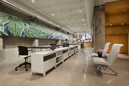 Dossier de presse | 865-12 - Communiqué de presse | Trame narrative identitaire pour la salle d’exposition d’Artopex - Lemay - Design d’intérieur commercial - Crédit photo :         Claude-Simon Langlois