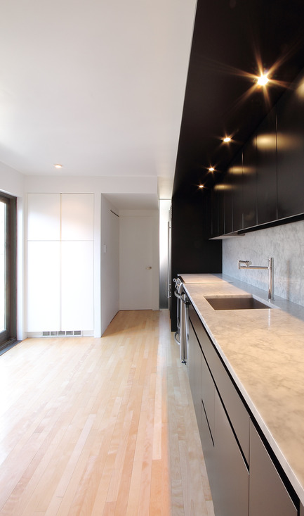 Press kit | 1198-01 - Press release | St-Philippe Residence - ATELIER GÉNÉRAL architecture - Residential Architecture - Kitchen - Photo credit: Atelier Général