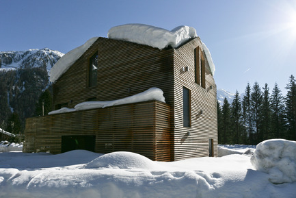 Press kit | 1682-01 - Press release | Chalet Piolet - Chevallier Architectes - Residential Architecture -  Piolet  - Photo credit:    Alexandre Mermillod onixstudio.com  