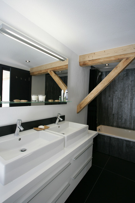 Press kit | 1682-01 - Press release | Chalet Piolet - Chevallier Architectes - Residential Architecture - Piolet - Photo credit:  Alexandre Mermillod onixstudio.com 