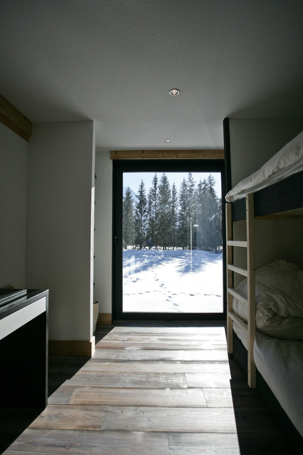 Press kit | 1682-01 - Press release | Chalet Piolet - Chevallier Architectes - Residential Architecture - Piolet - Photo credit:  Alexandre Mermillod onixstudio.com 