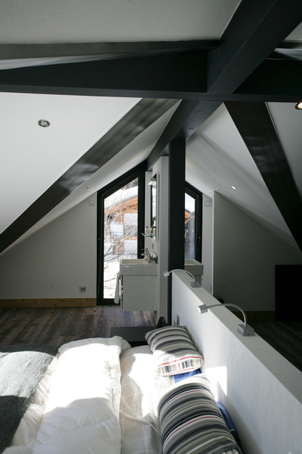 Press kit | 1682-01 - Press release | Chalet Piolet - Chevallier Architectes - Residential Architecture - Piolet - Photo credit:  Alexandre Mermillod onixstudio.com 