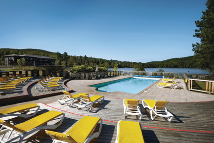 Dossier de presse | 1095-02 - Communiqué de presse | Spahaus et Trihaus : l’architecture contemporaine se démocratise en nature - Fraternité-sur-Lac & YH2 - Immobilier -   LE CLUB DE LA POINTE - CLUB PRIVÉ SUR LE LAC SUPÉRIEUR<br>    - Crédit photo :   Harold Fortin 