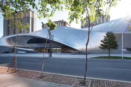 Press kit | 809-15 - Press release | ﻿Azure announces the finalists of the fifth annual AZ Awards - Azure Magazine - Competition - Commercial  ⁄ Institutional Architecture Over 1,000&nbsp;Square Metres: MAD Architects: China Wood Sculpture Museum, Harbin, China<br> - Photo credit:  &nbsp;AZ Awards 2015