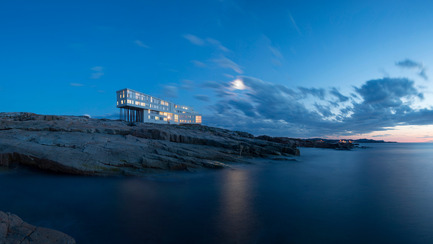 Press kit | 809-15 - Press release | ﻿Azure announces the finalists of the fifth annual AZ Awards - Azure Magazine - Competition - Commercial  ⁄ Institutional Architecture Over 1,000&nbsp;Square Metres: Saunders Architecture: Fogo Island Inn, Newfoundland, Canada<br> - Photo credit:  AZ Awards 2015