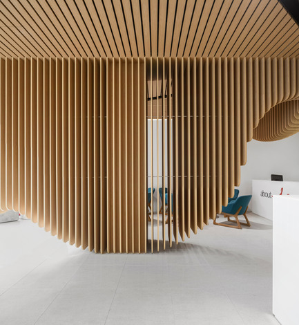 Dossier de presse | 967-02 - Communiqué de presse | Care Implant Dentistry - Pedra Silva Arquitectos - Architecture commerciale