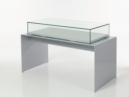 Dossier de presse | 673-05 - Communiqué de presse | Et les lauréats de la 7e édition des Grands Prix du Design sont… - Agence PID - Concours - CATÉGORIE DESIGN DE PRODUITSPRIX MOBILIER COMMERCIALConcetti designVitrine table à ouverture sur pivot - Crédit photo : Studio Photographie Camirand