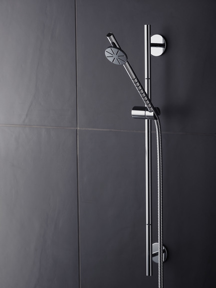 Press kit | 1621-01 - Press release | Discover BATIMAG - Batimat - Residential Interior Design - T65 Vola Shower in Stainless Steal - Photo credit: Vola