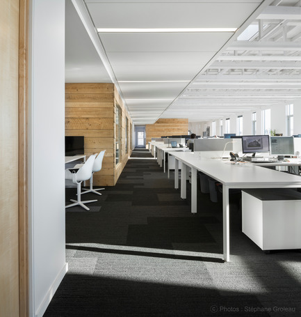 Dossier de presse | 1695-01 - Communiqué de presse | Nouveau siège social de STGM Architectes - STGM Architectes - Architecture commerciale - Crédit photo : Stéphane Groleau