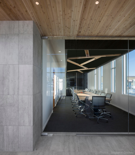 Dossier de presse | 1695-01 - Communiqué de presse | Nouveau siège social de STGM Architectes - STGM Architectes - Architecture commerciale - Crédit photo : Stéphane Groleau