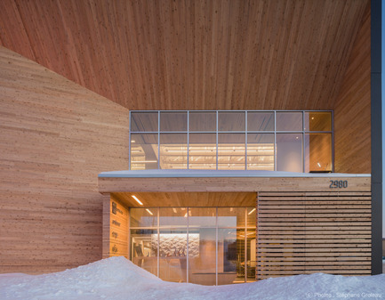 Dossier de presse | 1695-01 - Communiqué de presse | Nouveau siège social de STGM Architectes - STGM Architectes - Architecture commerciale - Crédit photo : Stéphane Groleau