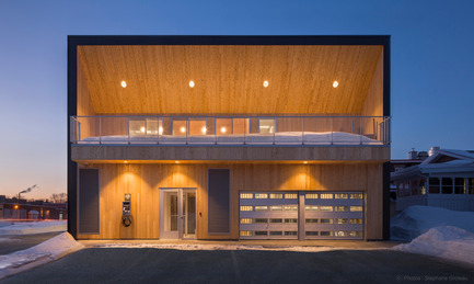 Dossier de presse | 1695-01 - Communiqué de presse | Nouveau siège social de STGM Architectes - STGM Architectes - Architecture commerciale - Crédit photo : Stéphane Groleau