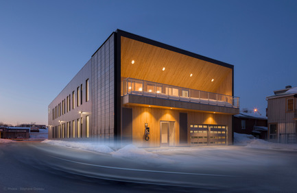 Dossier de presse | 1695-01 - Communiqué de presse | Nouveau siège social de STGM Architectes - STGM Architectes - Architecture commerciale - Crédit photo : Stéphane Groleau