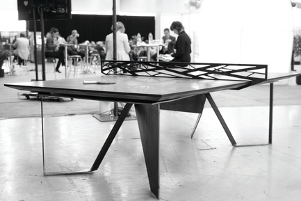 Dossier de presse | 728-10 - Communiqué de presse | Plus Haut. Plus Fort. - Haut+Fort, le marché design - Évènement + Exposition - Table a pingpong Atelier B - Crédit photo : Atelier B