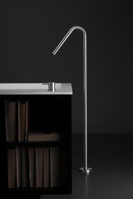 Dossier de presse | 1161-01 - Communiqué de presse | INOX stainless steel tapware series - New collection - Blu Bathworks - Produit - Inox Collection - Crédit photo : Blu Bathworks