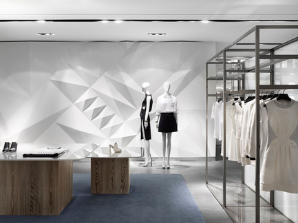 Press kit | 809-13 - Press release | Azure announces the winners of the fifth annual AZ Awards - Azure Magazine - Competition - Commercial  ⁄ Institutional Interiors: Burdifilek: Galleria Luxury Hall West, Seoul, Korea<br> - Photo credit: n/a
