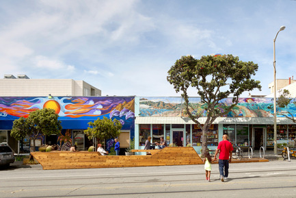 Dossier de presse | 1562-01 - Communiqué de presse | Sunset Parklet receives Special Recognition in Urban Design Award - INTERSTICE Architects - Design urbain - Crédit photo : Cesar Rubio