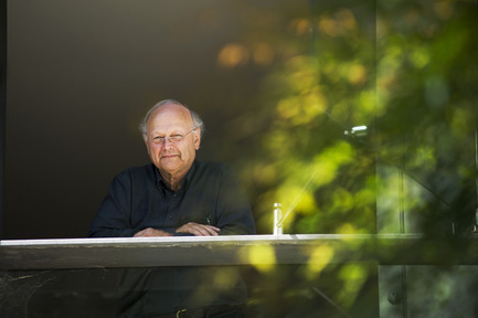 Press kit | 748-13 - Press release | Glenn Murcutt: Architecture for Place - Centre de design de l'UQAM - Event + Exhibition - Murcutt Portrait - Anthony Browell  - Photo credit: Architecture Foundation Australia