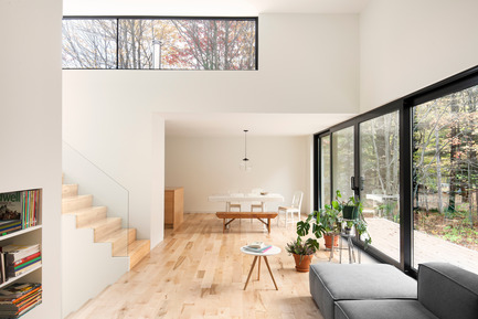 Dossier de presse | 1113-04 - Communiqué de presse | Maison Terrebonne - la SHED architecture - Architecture résidentielle - Espace de vie - Crédit photo : Maxime Brouillet