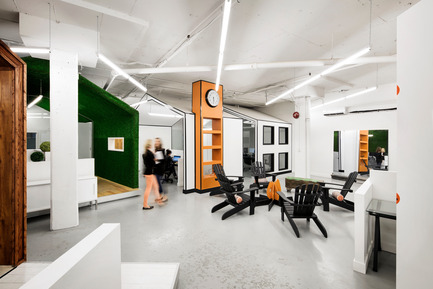 Dossier de presse | 760-07 - Communiqué de presse | Un espace d’inspiration rassembleur - Jean de Lessard, Designers Créatifs - Design d’intérieur commercial - Crédit photo : Adrien Williams