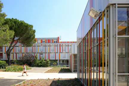 Dossier de presse | 921-08 - Communiqué de presse | Lycée Honoré de Balzac à Castelnau-le-Lez (34) - NBJ architectes - Architecture institutionnelle - Lycée Honoré de Balzac à Castelnau le Lez (34) - NBJ Architectes - Crédit photo : ©photoarchitecture.com&nbsp;
