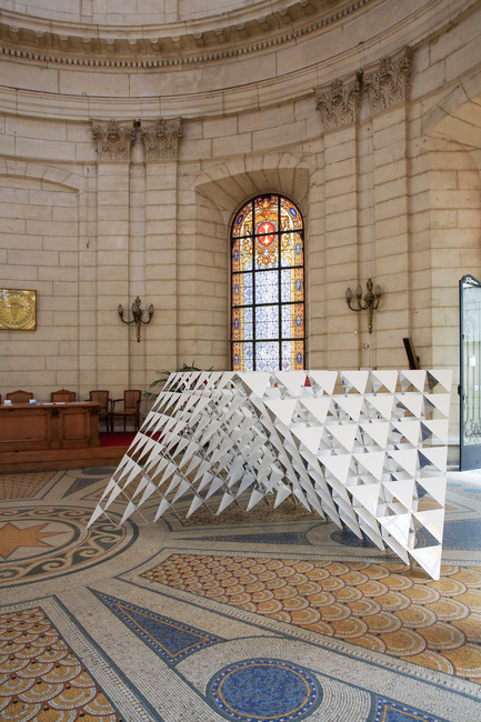 Dossier de presse | 982-26 - Communiqué de presse | Festival des Architectures Vives 2015 à Montpellier – La Grande-Motte - Association Champ Libre - Festival des Architectures Vives (FAV) - Évènement + Exposition - Plux 5. ( Etienne Bernier, Marianne Charbonneau, Olivier Bourgeois &amp; Jean Philippe Saucier )<br>// Tetra magique - Crédit photo :  Paul KOZLOWSKI ©photoarchitecture.com<br>Site&nbsp;: http://photoarchitecture.com 