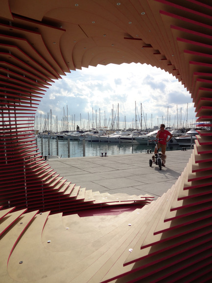 Press kit | 1819-01 - Press release | The PortHole - TOMA! - team of manufacturers architects - Event + Exhibition - VORTEX - Photo credit:  ©Tiziano ZANNORDO @tizianozannordo