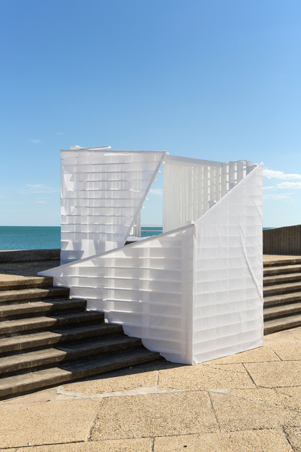 Dossier de presse | 982-26 - Communiqué de presse | Festival des Architectures Vives 2015 à Montpellier – La Grande-Motte - Association Champ Libre - Festival des Architectures Vives (FAV) - Évènement + Exposition - Klest Pango //&nbsp;ORIGAMIC&nbsp; - Crédit photo : Paul KOZLOWSKI ©photoarchitecture.com<br>Site&nbsp;: http://photoarchitecture.com