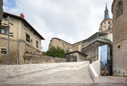 Dossier de presse | 1830-01 - Communiqué de presse | Announcing the winners of the 2015 FAD Architecture and Interior Design Awards - FAD - Fostering Arts and Design - Concours - Access improvement to Vitoria-Gasteiz Historic Centre by Fernando Tabuenca and Jesús Leache<br><br>     - Crédit photo : José M. Cutillas, Rubén P. Bescós