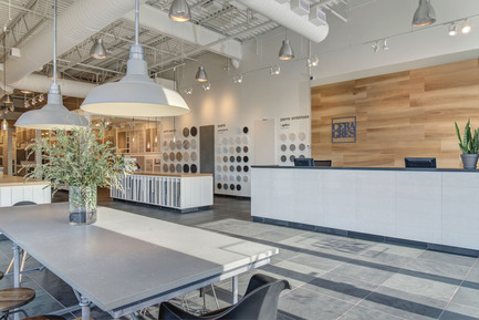Dossier de presse | 846-16 - Communiqué de presse | Céragrès fait l’acquisition de Montréal-Les-Bains - Céragrès - Produit -          Atelier-Boutique Céragrès DIX30, Brossard  - Crédit photo : Céragrès